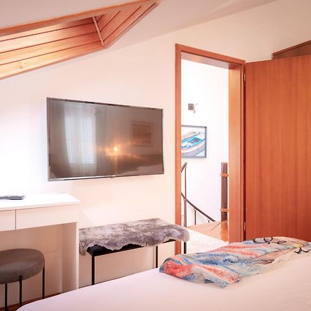 Kalina Deluxe Apartments Елса Экстерьер фото