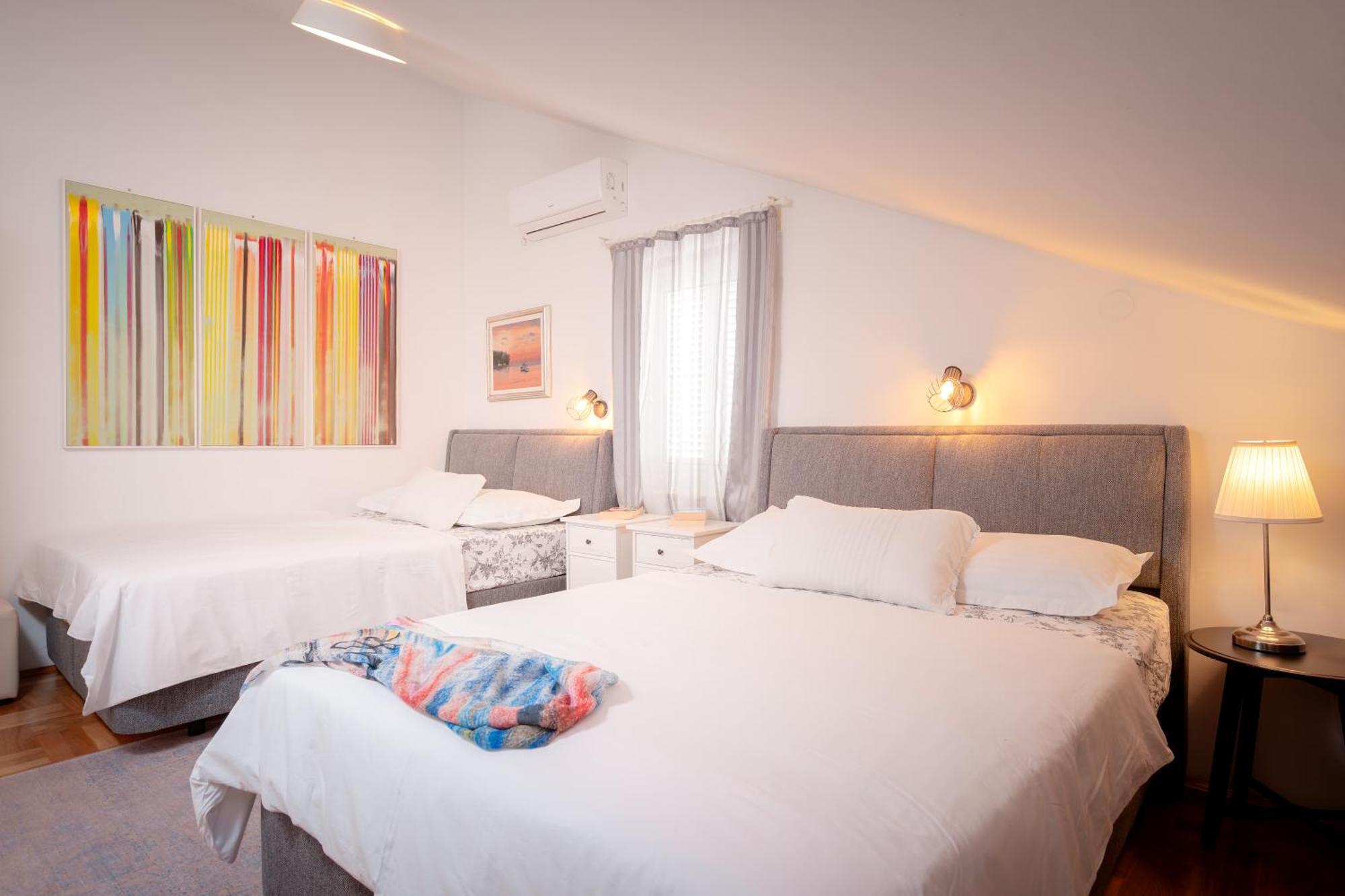 Kalina Deluxe Apartments Елса Экстерьер фото