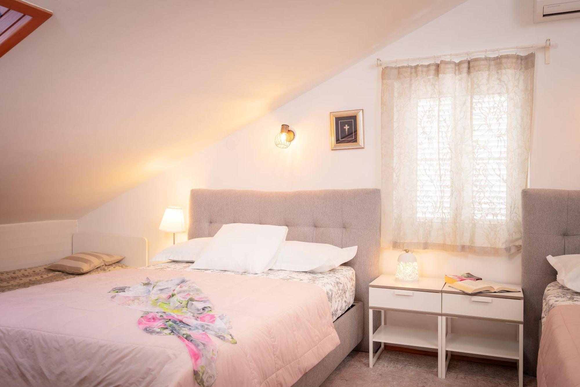 Kalina Deluxe Apartments Елса Экстерьер фото
